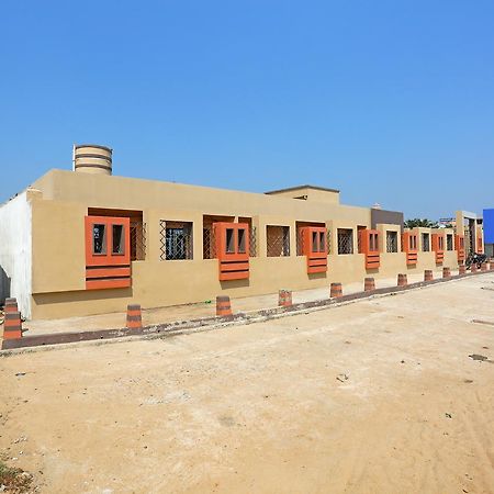 Hotel On Call Puri Laxmi Beach Resort Dış mekan fotoğraf