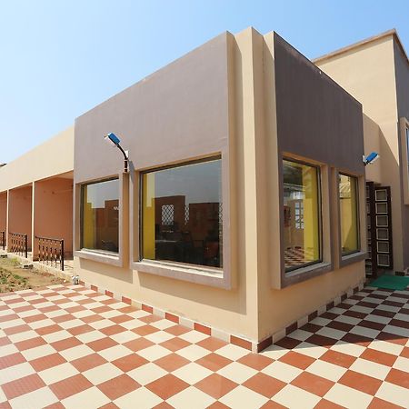 Hotel On Call Puri Laxmi Beach Resort Dış mekan fotoğraf